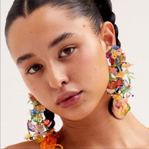For Love and Lemons Carmela Flower Earrings - Picture 2 of 13